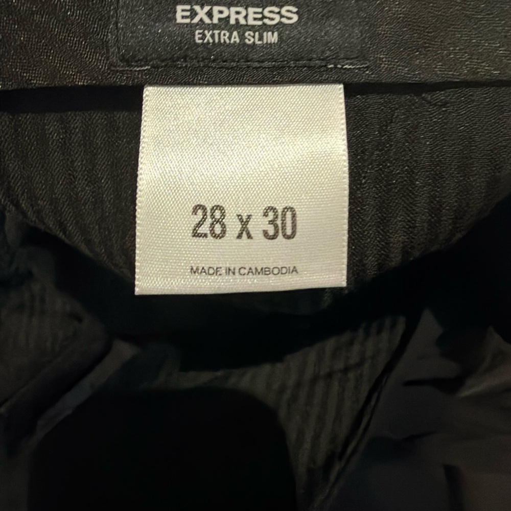 Express Men’s Slim Black Suit - Jacket 36S/Pants 28x30 - Picture 2 of 3